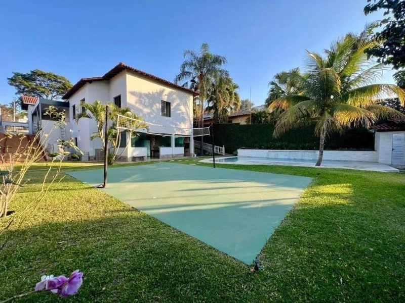 CASA LINEAR | 04 QUARTOS | 2 SUÍTES | 04 BANHEIROS | 10 VAGAS: 3ª foto da galeria de imagens do imóvel