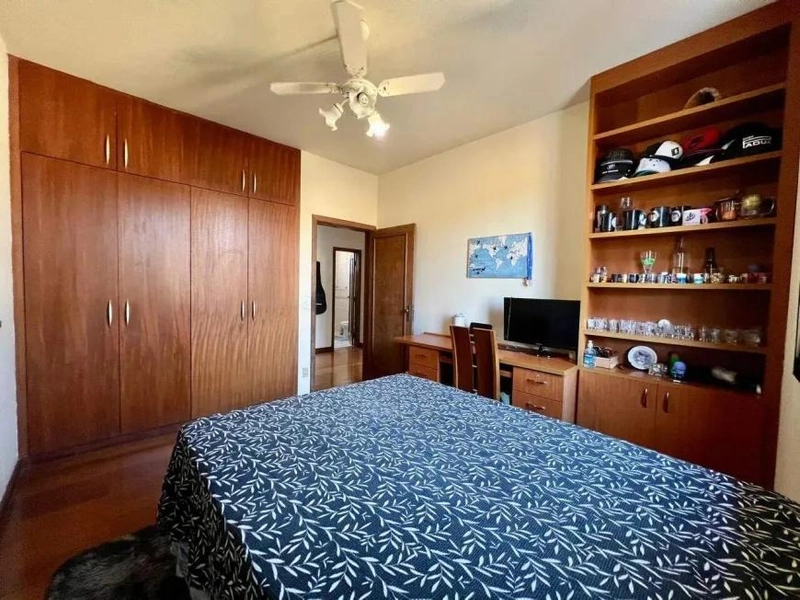 CASA LINEAR | 04 QUARTOS | 2 SUÍTES | 04 BANHEIROS | 10 VAGAS: 12ª foto da galeria de imagens do imóvel