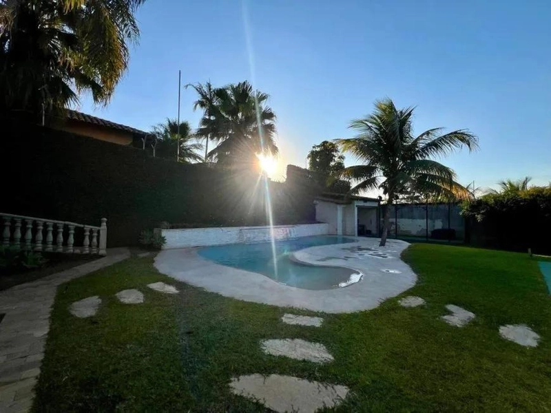 CASA LINEAR | 04 QUARTOS | 2 SUÍTES | 04 BANHEIROS | 10 VAGAS: 2ª foto da galeria de imagens do imóvel