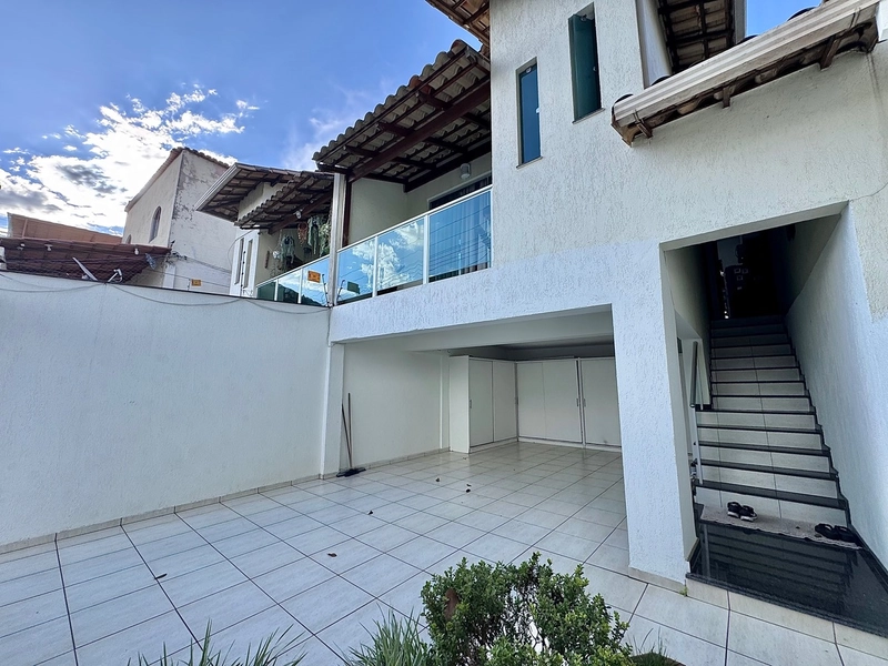 LINDA CASA GEMINADA DUPLEX | 180m² | ACABAMENTO PREMIUM: 2ª foto da galeria de imagens do imóvel