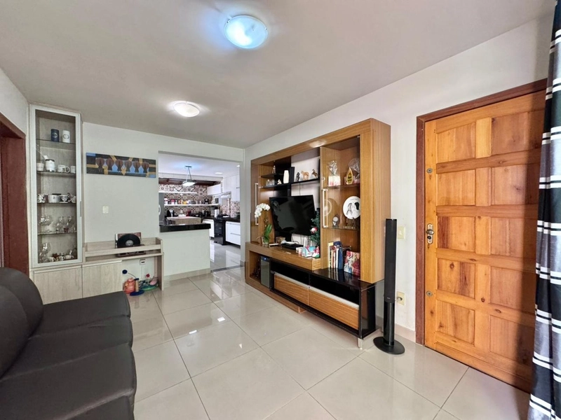 ÁREA PRIVATIVA TODA LINEAR | FORMATO “U” | 03 QUARTOS | 01 SUÍTE: 10ª foto da galeria de imagens do imóvel