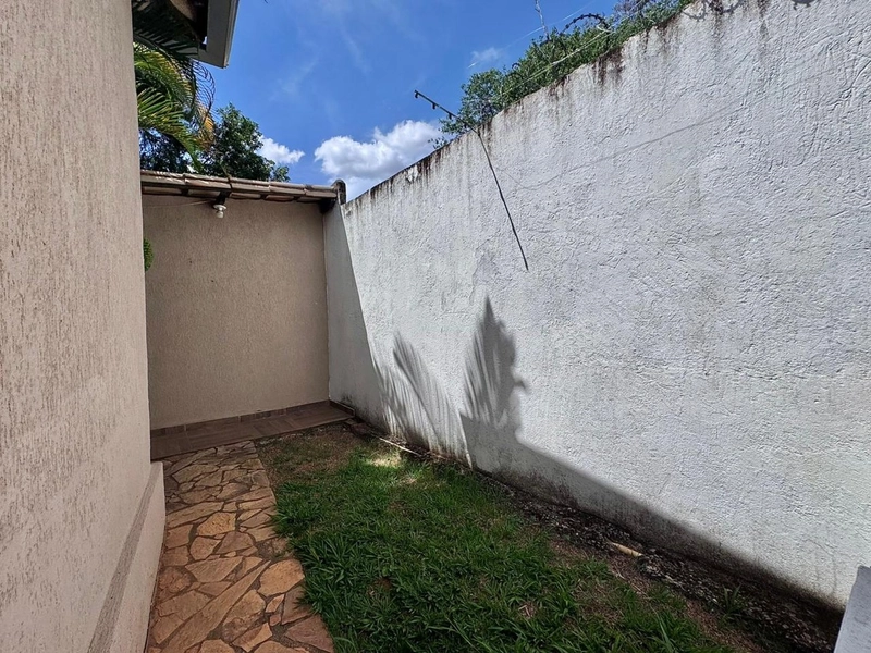 LINDA CASA NO BAIRRO BANDEIRANTES | 05 QUARTOS | 2 SUÍTES | 6 VAGAS: 47ª foto da galeria de imagens do imóvel