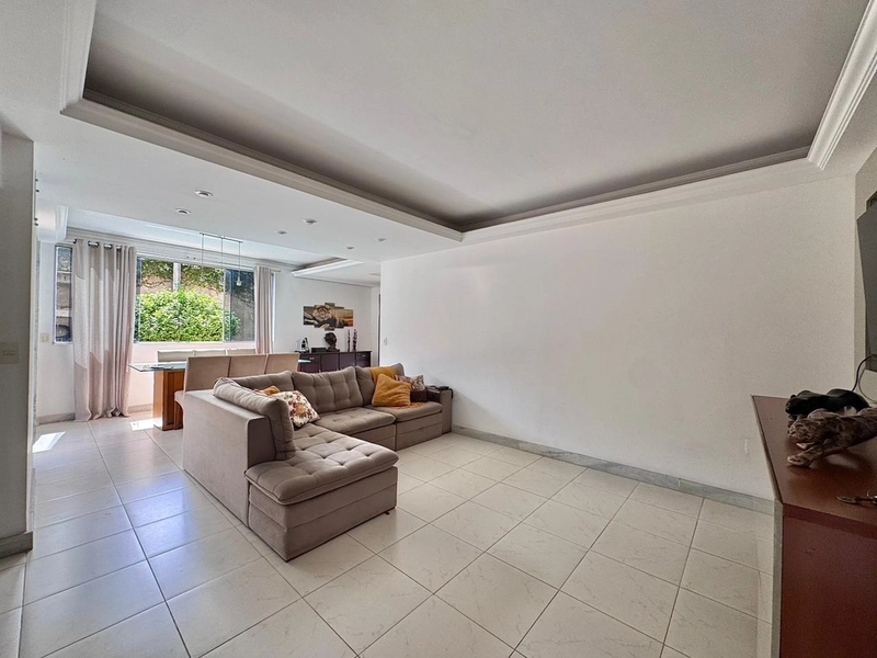 LINDA CASA NO BAIRRO BANDEIRANTES | 05 QUARTOS | 2 SUÍTES | 6 VAGAS: 24ª foto da galeria de imagens do imóvel