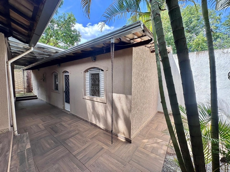 LINDA CASA NO BAIRRO BANDEIRANTES | 05 QUARTOS | 2 SUÍTES | 6 VAGAS: 45ª foto da galeria de imagens do imóvel