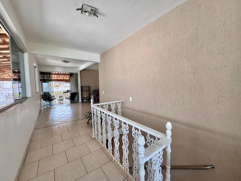 LINDA CASA NO BAIRRO BANDEIRANTES | 05 QUARTOS | 2 SUÍTES | 6 VAGAS: 20ª foto da galeria de imagens do imóvel