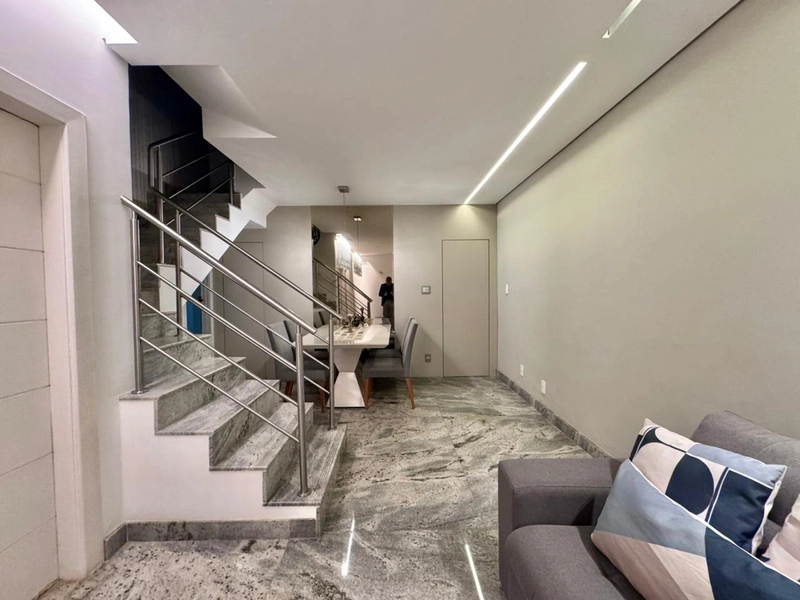 Linda Casa Geminada em condomínio no Bairro Castelo: 11ª foto da galeria de imagens do imóvel