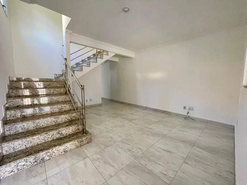 CASA | 3 QUARTOS | 01 SUITE | 02 BANHEIROS|  2 VAGAS |: 5ª foto da galeria de imagens do imóvel