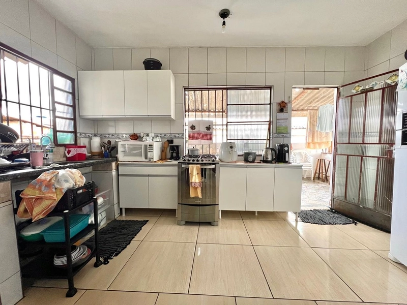 CASA | 3 QUARTOS | 01 BANHEIRO | 2 VAGAS: 4ª foto da galeria de imagens do imóvel