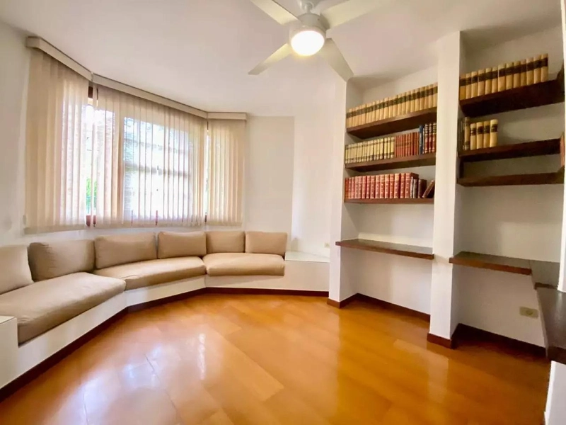 CASA | 4 QUARTOS | 01 SUÍTE | 05 BANHEIROS | 5 VAGAS: 8ª foto da galeria de imagens do imóvel