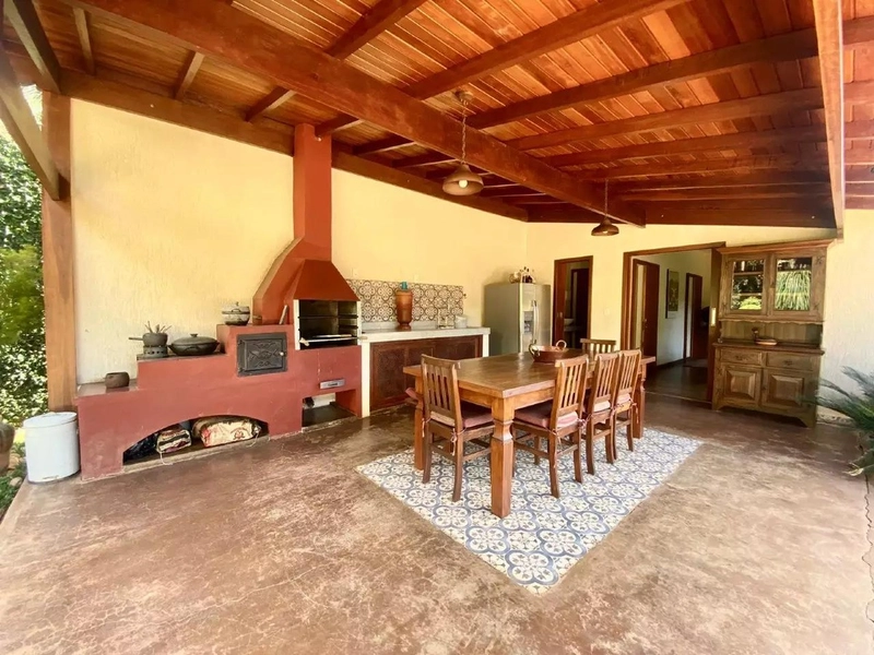 CASA | 4 QUARTOS | 01 SUÍTE | 05 BANHEIROS | 5 VAGAS: 5ª foto da galeria de imagens do imóvel