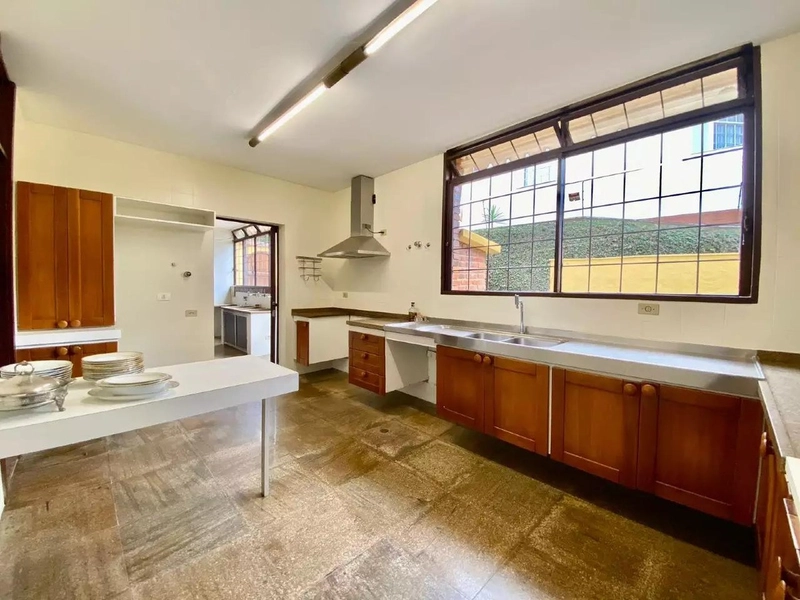 CASA | 4 QUARTOS | 01 SUÍTE | 05 BANHEIROS | 5 VAGAS: 10ª foto da galeria de imagens do imóvel