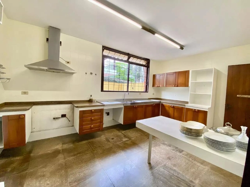 CASA | 4 QUARTOS | 01 SUÍTE | 05 BANHEIROS | 5 VAGAS: 11ª foto da galeria de imagens do imóvel