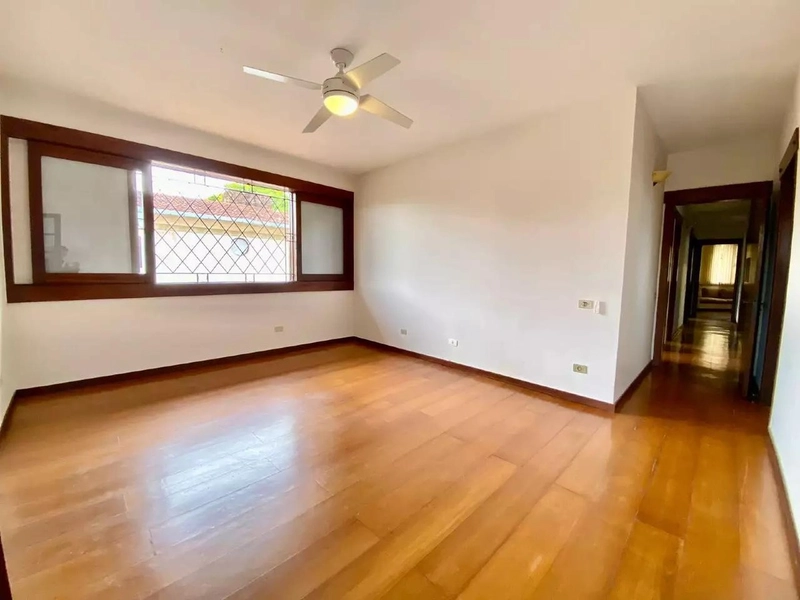 CASA | 4 QUARTOS | 01 SUÍTE | 05 BANHEIROS | 5 VAGAS: 13ª foto da galeria de imagens do imóvel