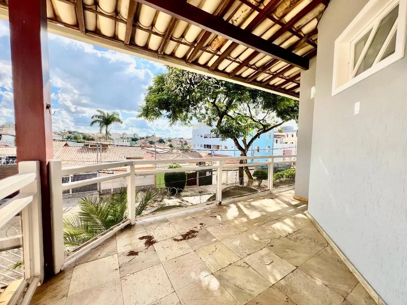 CASA | 4 QUARTOS | 01 SUITE | 02 BANHEIROS | 4 VAGAS: 19ª foto da galeria de imagens do imóvel