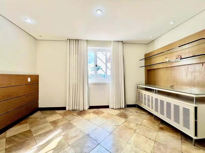 CASA | 4 QUARTOS | 01 SUITE | 02 BANHEIROS | 4 VAGAS: 13ª foto da galeria de imagens do imóvel