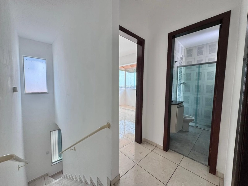 Casa Geminada em condomínio disponível para Venda | Bairro Xangrilá |: 9ª foto da galeria de imagens do imóvel