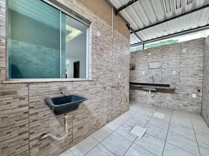 Casa Geminada em condomínio disponível para Venda | Bairro Xangrilá |