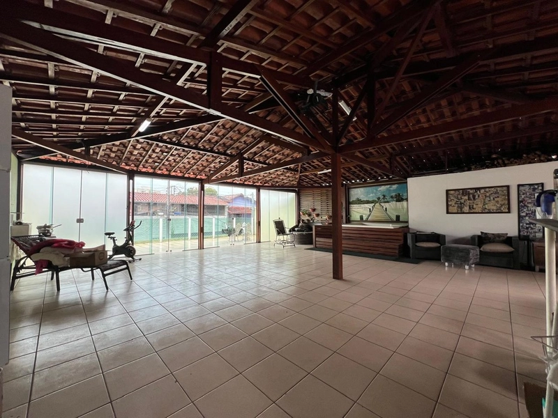 CASA | 4 QUARTOS | 03 SUÍTES | 04 BANHEIROS | 4 VAGAS: 5ª foto da galeria de imagens do imóvel