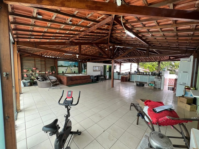 CASA | 4 QUARTOS | 03 SUÍTES | 04 BANHEIROS | 4 VAGAS: 3ª foto da galeria de imagens do imóvel