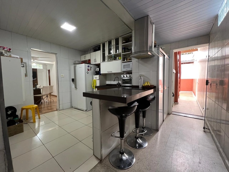 CASA | 4 QUARTOS | 03 SUÍTES | 04 BANHEIROS | 4 VAGAS: 9ª foto da galeria de imagens do imóvel