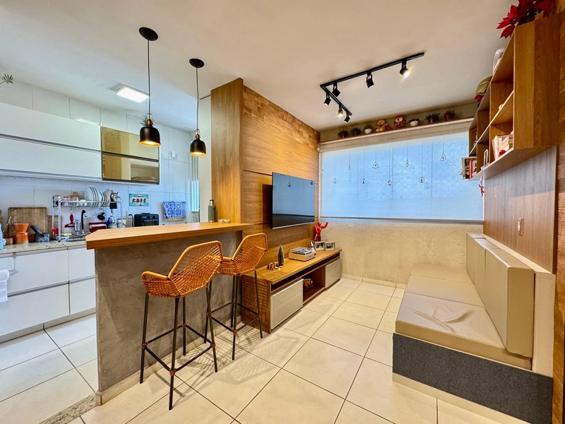 APARTAMENTO | 2 QUARTOS | 01 SUITE | 02 BANHEIROS| 2 VAGAS: 4ª foto da galeria de imagens do imóvel