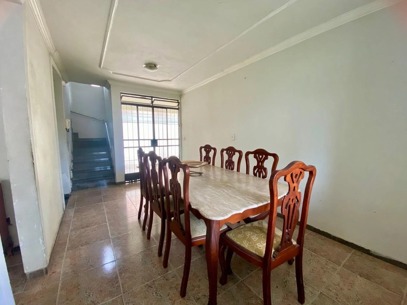 CASA GEMINADA DUPLEX: 15ª foto da galeria de imagens do imóvel