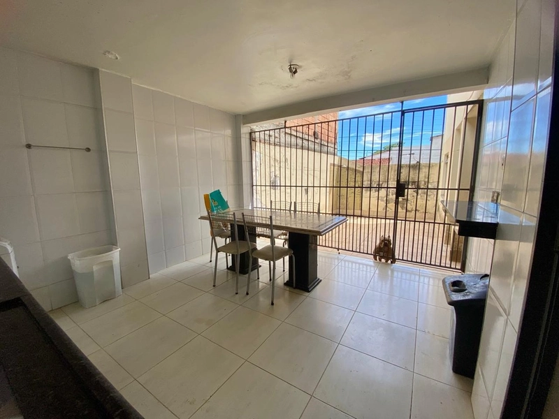 CASA GEMINADA DUPLEX: 10ª foto da galeria de imagens do imóvel