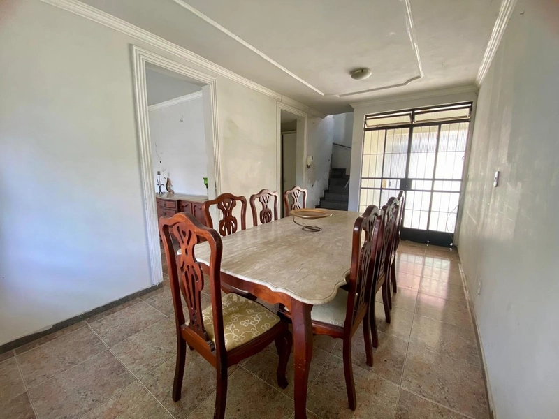 CASA GEMINADA DUPLEX: 13ª foto da galeria de imagens do imóvel