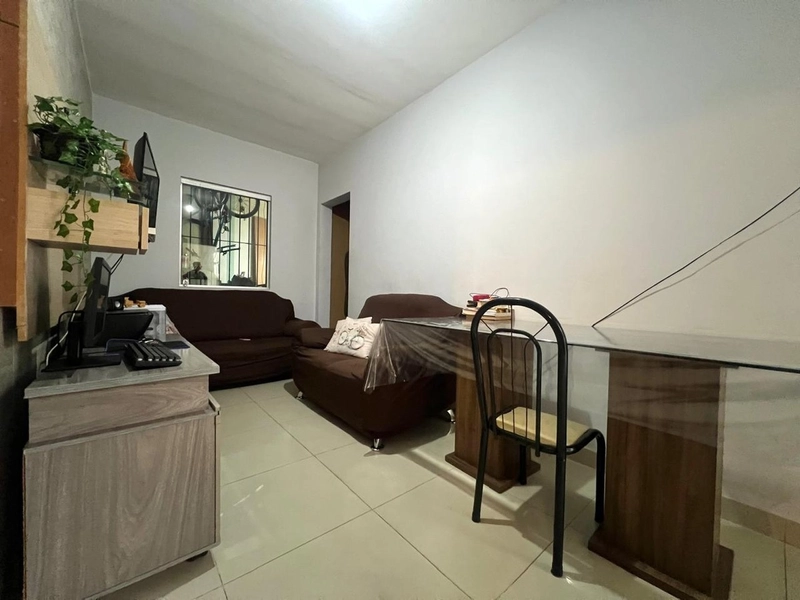 CASA DUPLEX | 4 QUARTOS | 01 SUITE | 02 BANHEIROS | 2 VAGAS: 5ª foto da galeria de imagens do imóvel