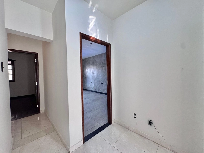 CASA LINEAR | 3 QUARTOS | 02 BANHEIROS | 03 VAGAS |: 16ª foto da galeria de imagens do imóvel