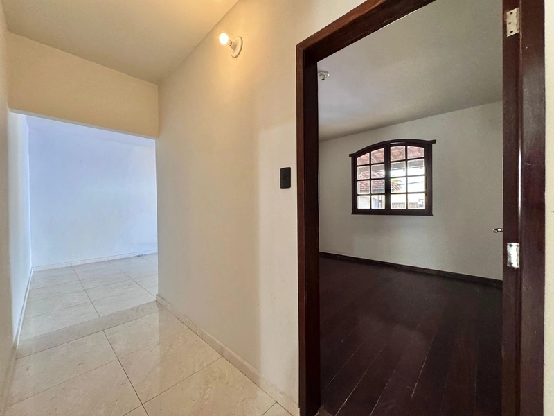 CASA LINEAR | 3 QUARTOS | 02 BANHEIROS | 03 VAGAS |: 19ª foto da galeria de imagens do imóvel