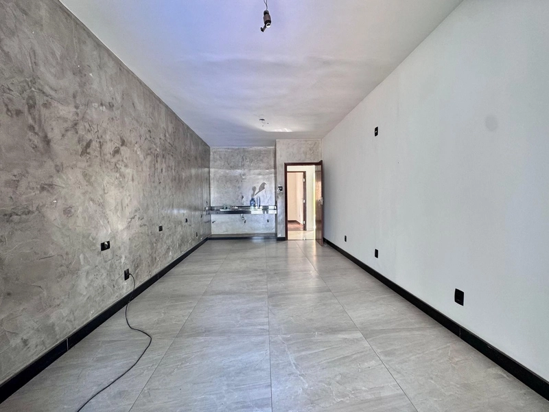 CASA LINEAR | 3 QUARTOS | 02 BANHEIROS | 03 VAGAS |: 8ª foto da galeria de imagens do imóvel