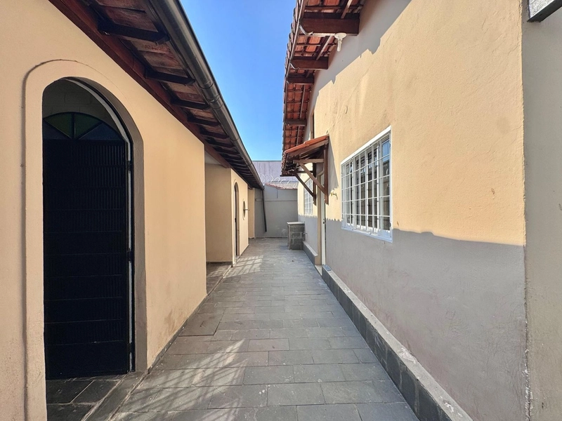 CASA LINEAR | 3 QUARTOS | 02 BANHEIROS | 03 VAGAS |: 28ª foto da galeria de imagens do imóvel