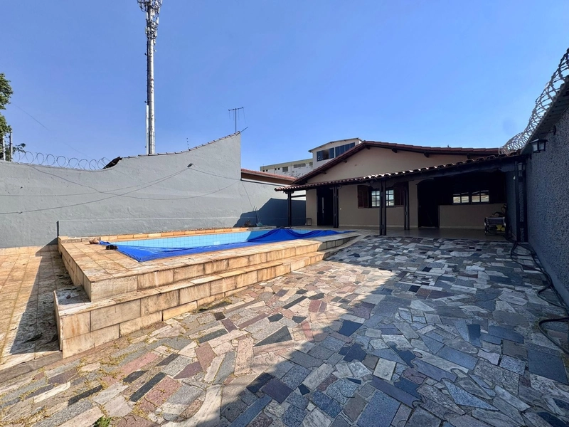 CASA LINEAR | 3 QUARTOS | 02 BANHEIROS | 03 VAGAS |