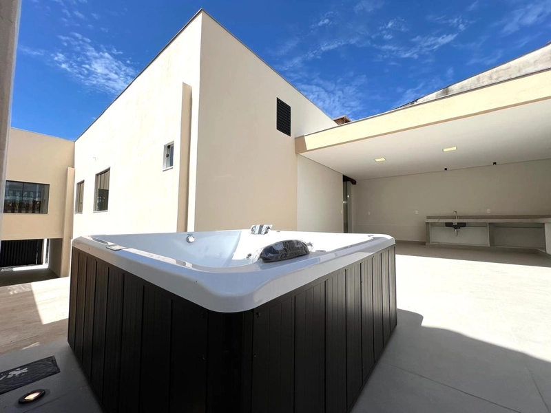 CASA  | 3 QUARTOS | 02 SUÍTES | 04 BANHEIROS | 04 VAGAS: 9ª foto da galeria de imagens do imóvel