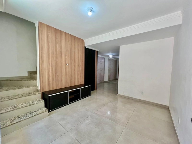 CASA GEMINADA | 2 QUARTOS | 01 SUITE| 02 BANHEIROS|  2 VAGAS: 5ª foto da galeria de imagens do imóvel