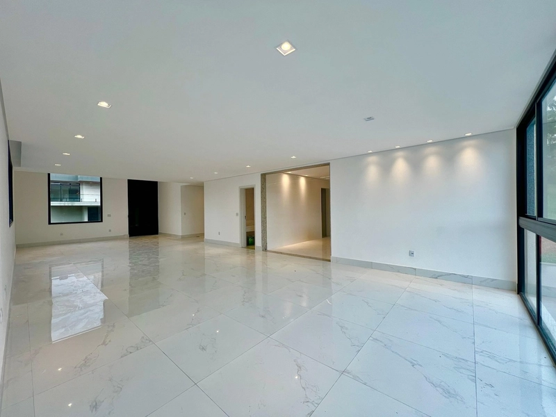 CASA  | 4 QUARTOS | 04 SUÍTES | 06 BANHEIROS | 04 VAGAS: 8ª foto da galeria de imagens do imóvel