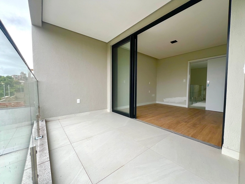 CASA  | 3 QUARTOS | 01 SUÍTE | 02 BANHEIROS | 04 VAGAS: 9ª foto da galeria de imagens do imóvel