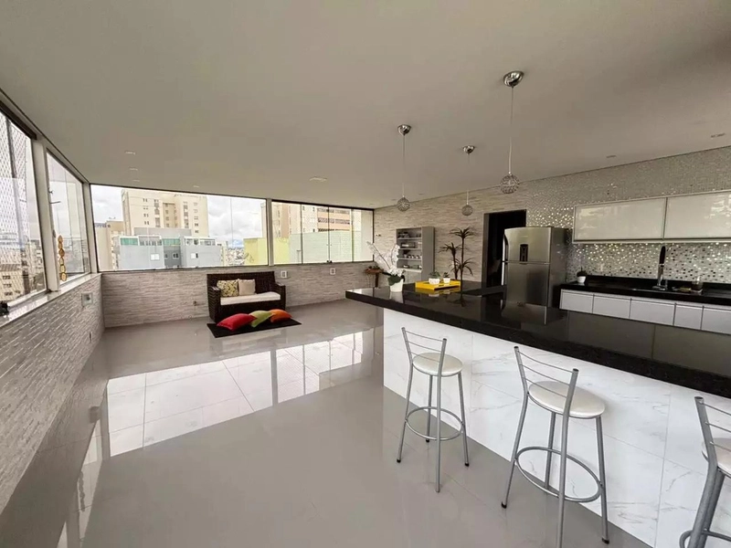 COBERTURA MOBILIADA | 4 QUARTOS| 2 SUITES | 03 BANHEIROS| 3 VAGAS: 4ª foto da galeria de imagens do imóvel