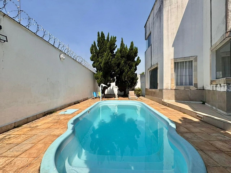 CASA DE ALTO PADRÃO À VENDA NO BRAÚNAS | PAMPULHA