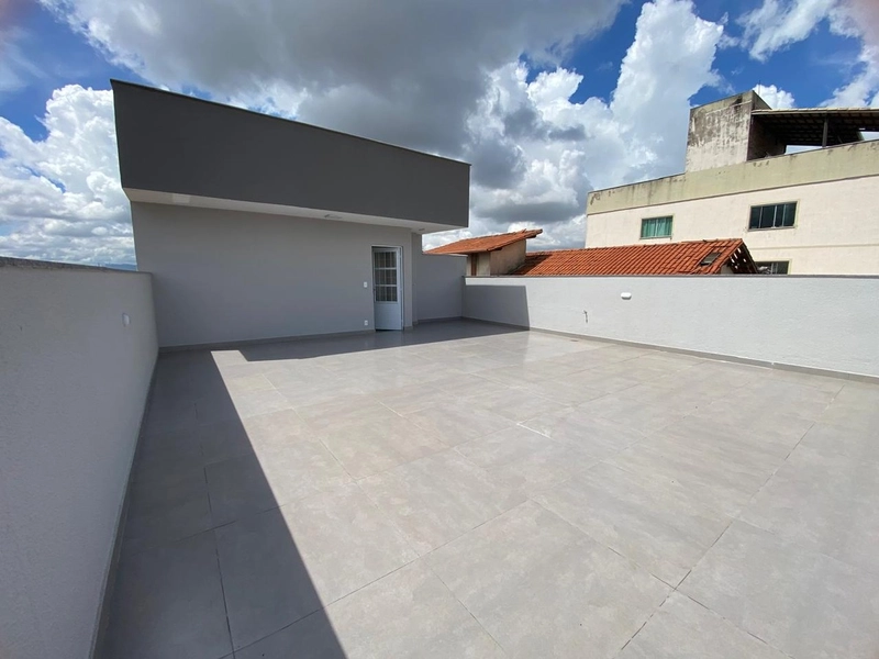 COBERTURA | 3 QUARTOS | 01 BANHEIRO |  1 VAGA - BAIRRO NACIONAL: 3ª foto da galeria de imagens do imóvel