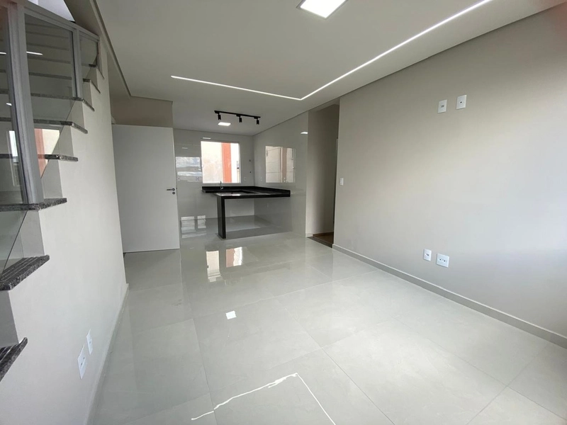 COBERTURA | 3 QUARTOS | 01 BANHEIRO |  1 VAGA - BAIRRO NACIONAL: 5ª foto da galeria de imagens do imóvel