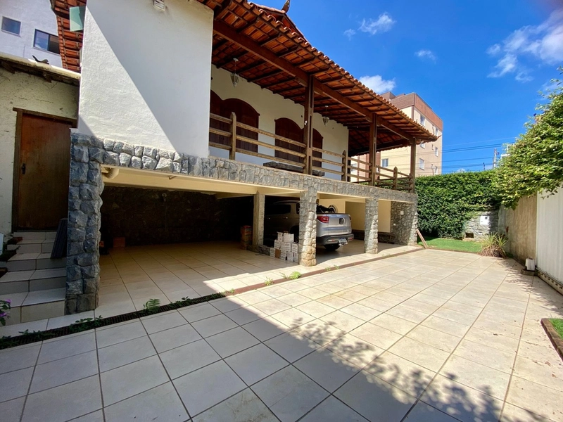 CASA | 3 QUARTOS | 02 SUÍTES | 04 BANHEIROS | 06 VAGAS BAIRRO PAQUETÁ: 3ª foto da galeria de imagens do imóvel