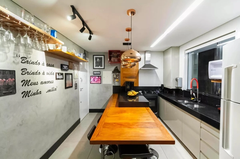 ÁREA PRIVATIVA| 4 QUARTOS | 1 SUITE |3 BANHEIROS | 2 VAGAS: 8ª foto da galeria de imagens do imóvel