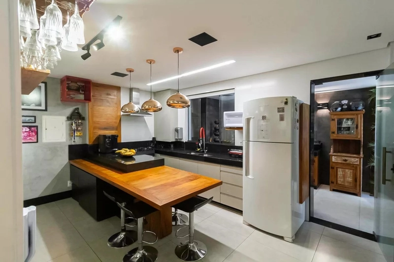 ÁREA PRIVATIVA| 4 QUARTOS | 1 SUITE |3 BANHEIROS | 2 VAGAS: 7ª foto da galeria de imagens do imóvel