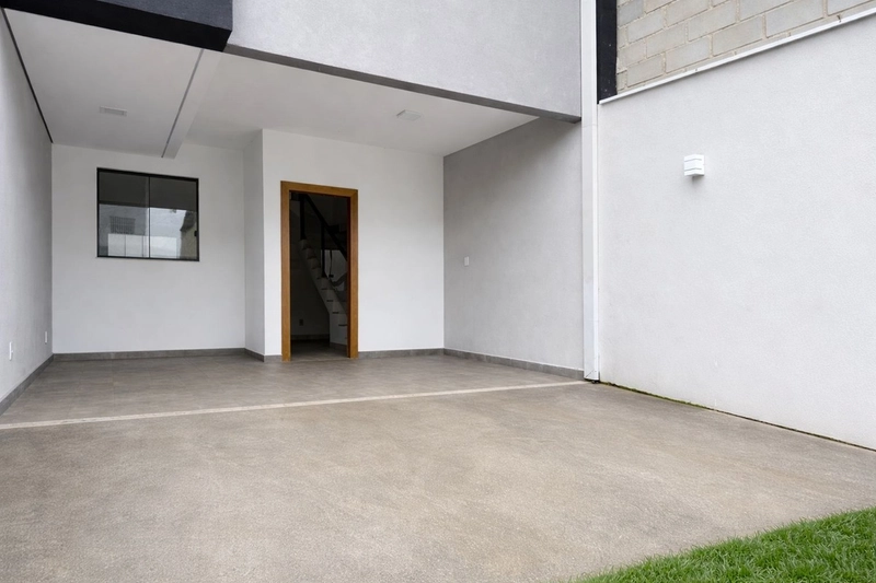 CASA GEMINADA | 3 QUARTOS | 01 SUITE| 03 BANHEIROS|  2 VAGAS