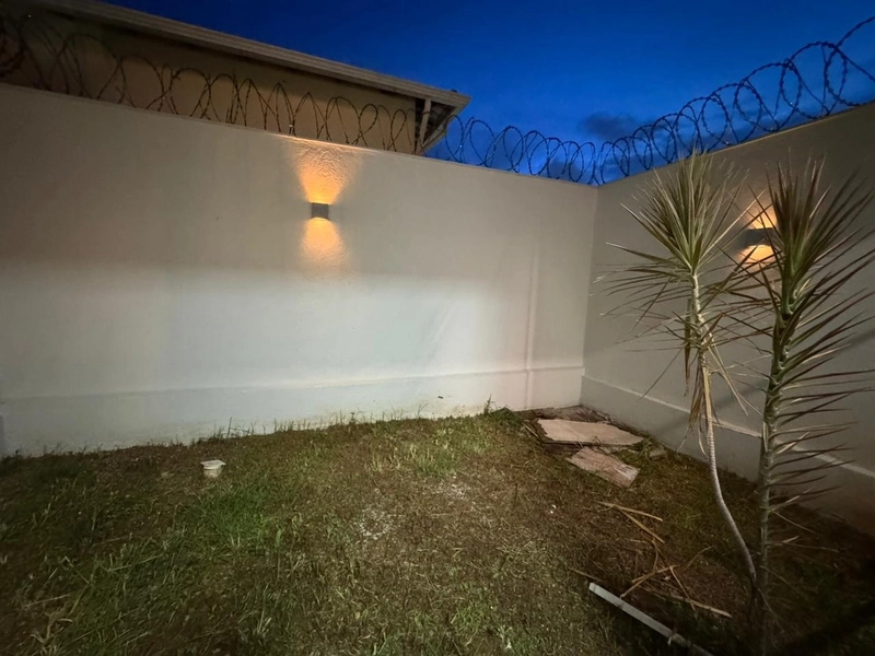 CASA GEMINADA | 3 QUARTOS | 01 SUITE| 02 BANHEIROS|  1 VAGA: 18ª foto da galeria de imagens do imóvel