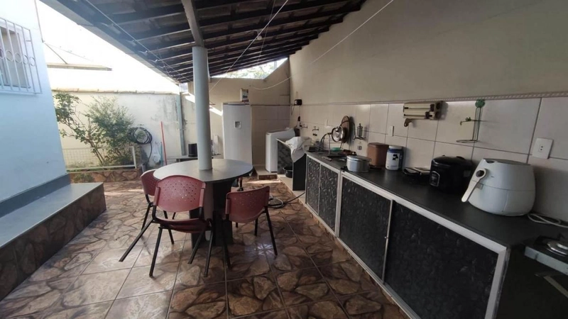 CASA GEMINADA | 3 QUARTOS | 01 SUÍTE | 02 BANHEIROS | 2 VAGAS: 18ª foto da galeria de imagens do imóvel