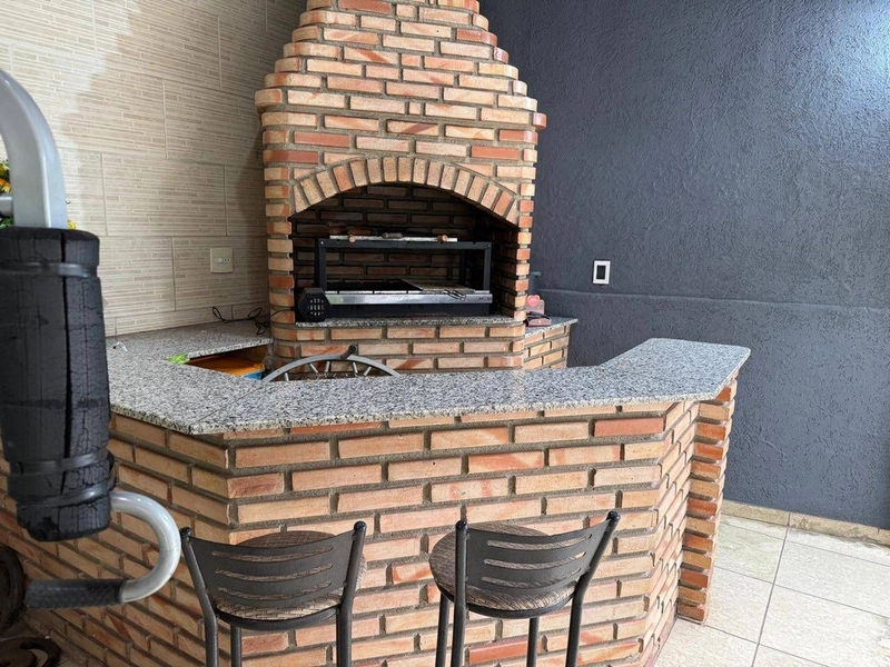 LINDA CASA Á VENDA | BAIRRO ARVOREDO | 02 QUARTOS | SUITE | BANHEIROS: 10ª foto da galeria de imagens do imóvel