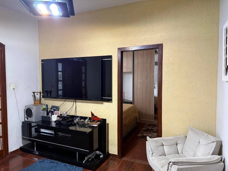 LINDA CASA Á VENDA | BAIRRO ARVOREDO | 02 QUARTOS | SUITE | BANHEIROS: 16ª foto da galeria de imagens do imóvel